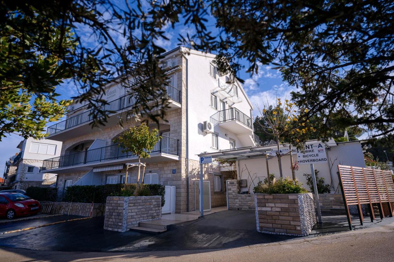 Kalina Deluxe Apartments Йелса Екстериор снимка