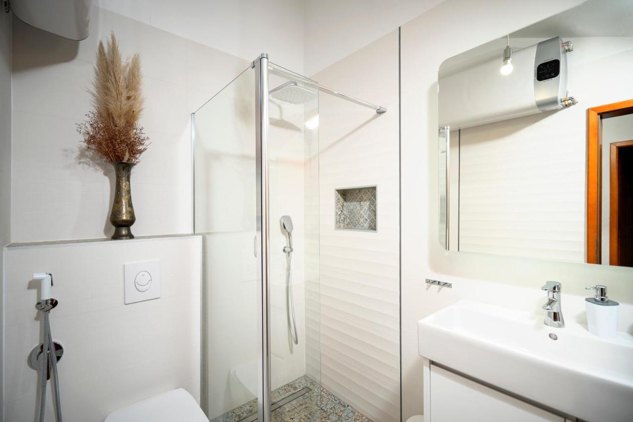 Kalina Deluxe Apartments Йелса Екстериор снимка