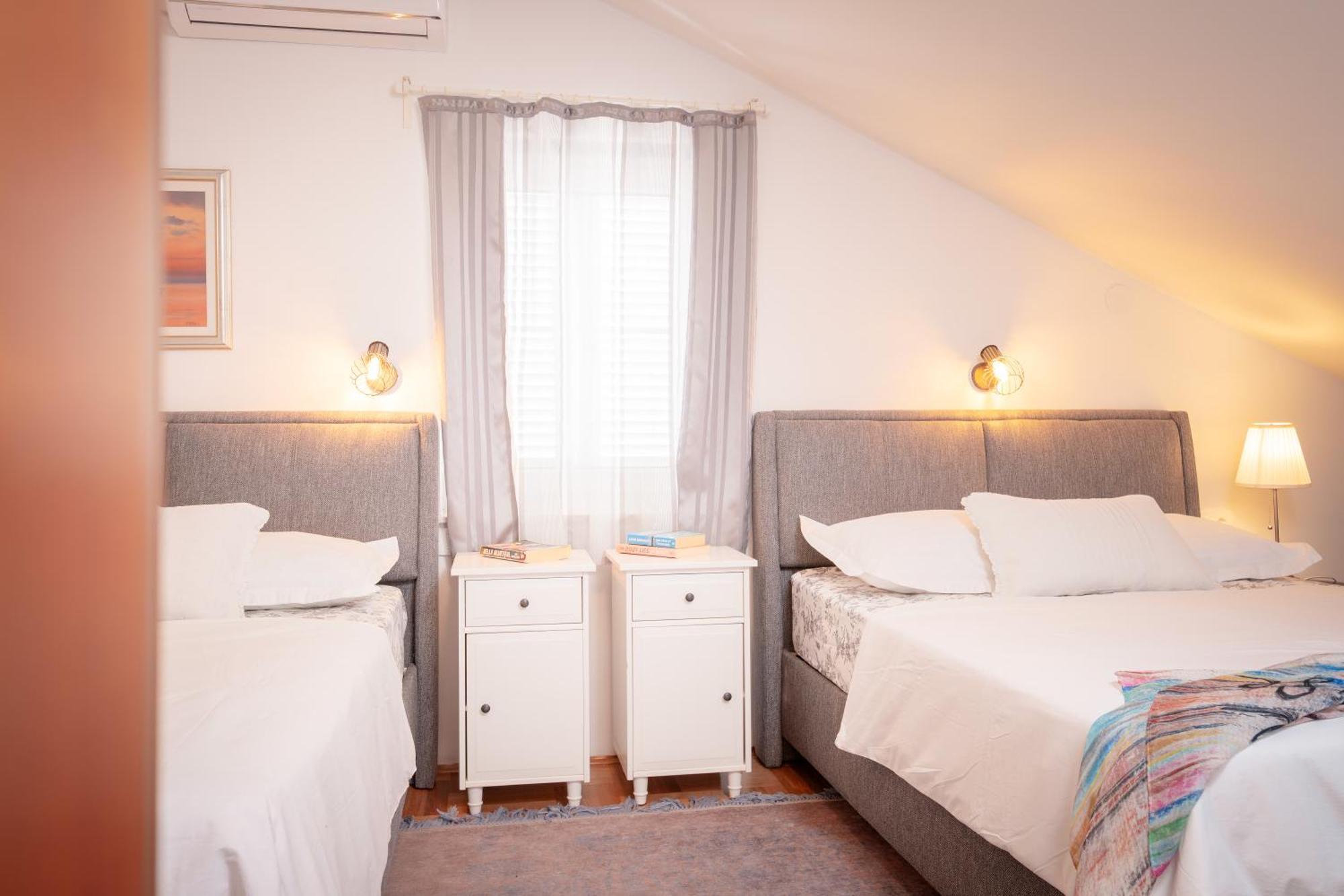 Kalina Deluxe Apartments Йелса Екстериор снимка