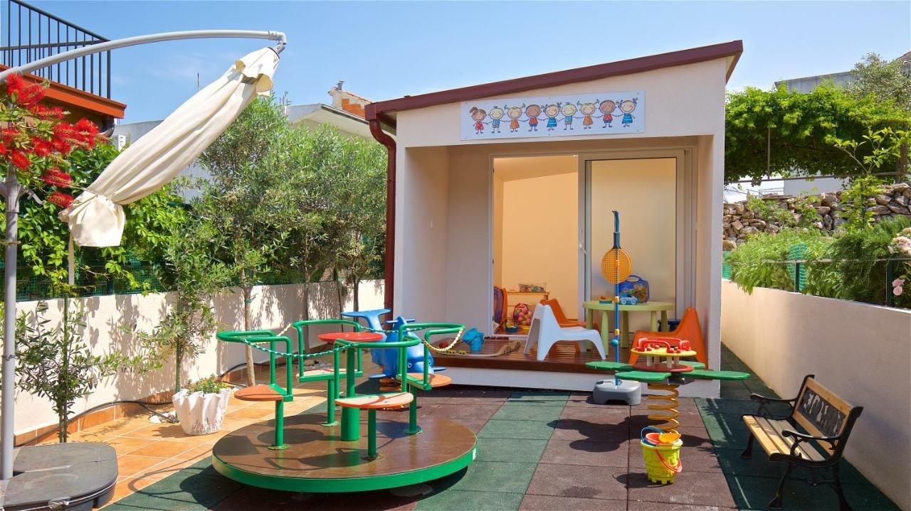 Kalina Deluxe Apartments Йелса Екстериор снимка