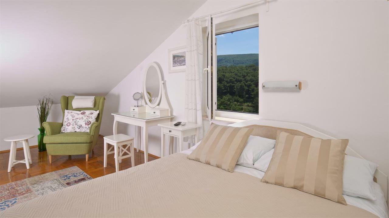 Kalina Deluxe Apartments Йелса Екстериор снимка