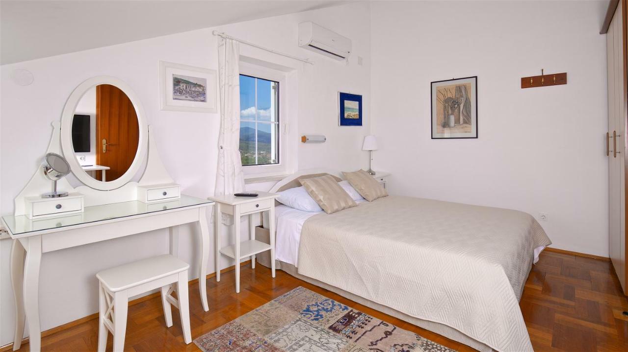 Kalina Deluxe Apartments Йелса Екстериор снимка